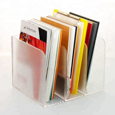 Plexiglass ผู้ถือครองโบว์ลิ่งอะคริลิออกแบบ OEM อะคริลิกรณีหนังสือพิมพ์ผ้าไหม