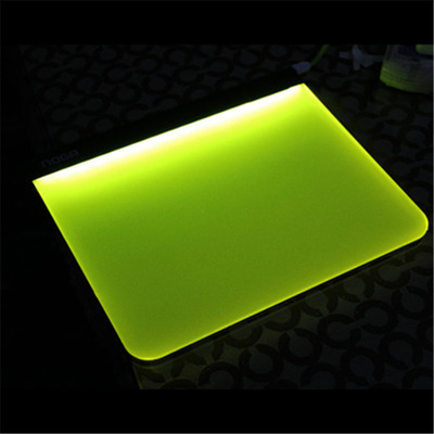ที่กำหนดเองง่ายและมีสไตล์อะนิเมะอะคริลิเล่นเกม Led แผ่นรองเมาส์ 3d
